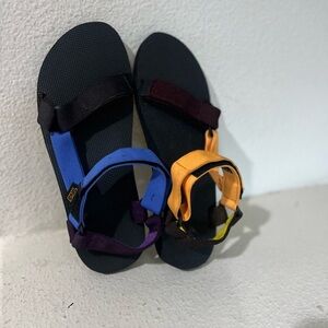 Teva Mens Size 12 Original Universal Pride Rainbow‎ Colorblock Sandals